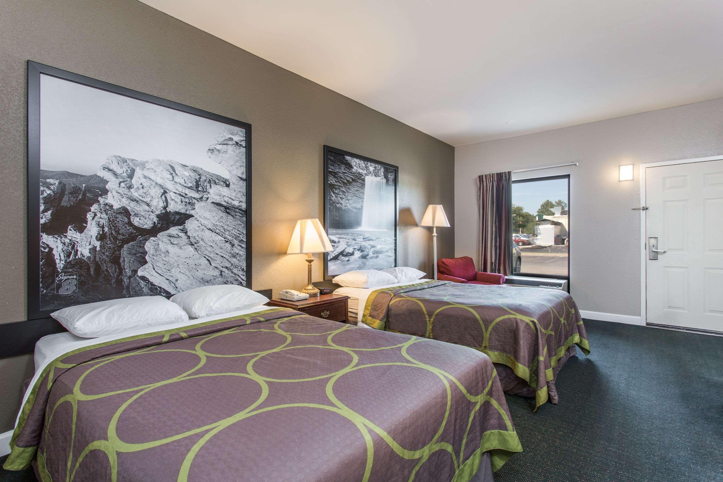 Motel Super 8 By Wyndham Petersburg Extérieur photo
